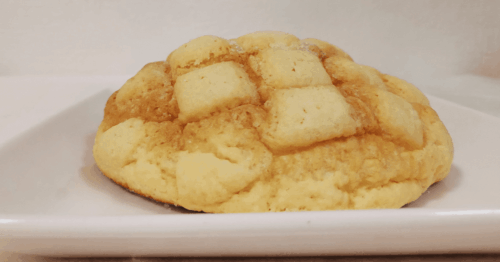 ファミマ「ファミマ・ザ・メロンパン」の高さ